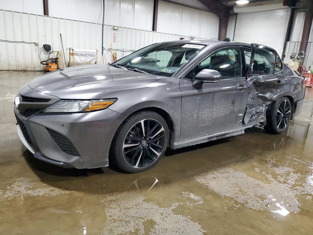 2018 Toyota Camry VIN 4T1B61HK7JU035997