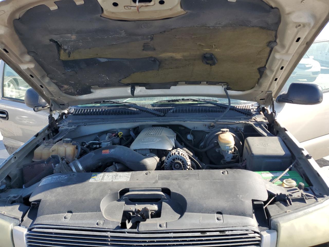 2005 Chevrolet Silverado VIN 2GCEC13TX51377357 Copart auction photo, side damage thumbnail 11