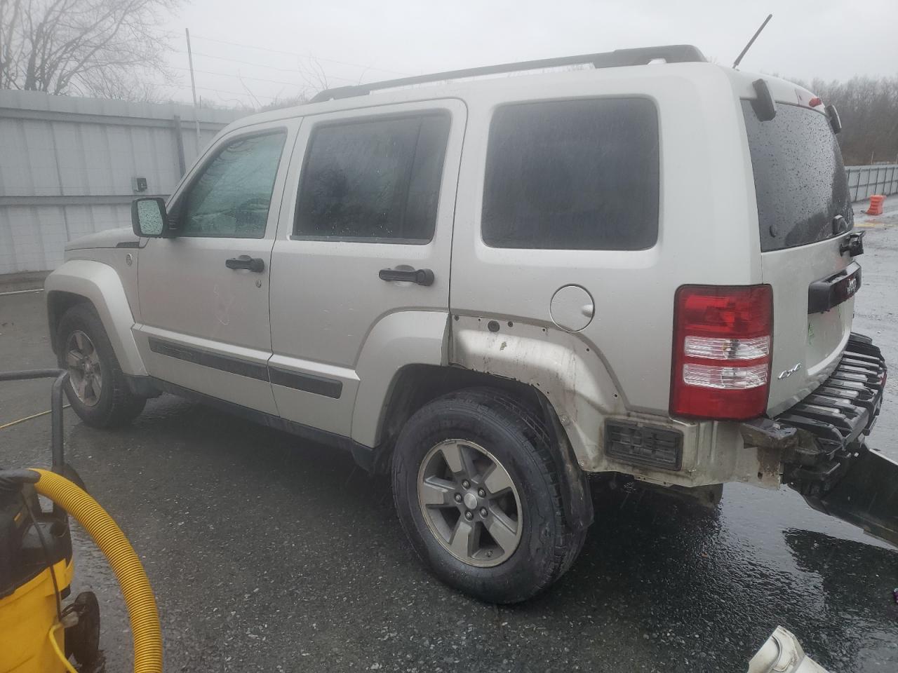 2008 Jeep Liberty (North America) VIN 1J8GN28K38W227668 Copart auction photo, rear end / side damage thumbnail 2