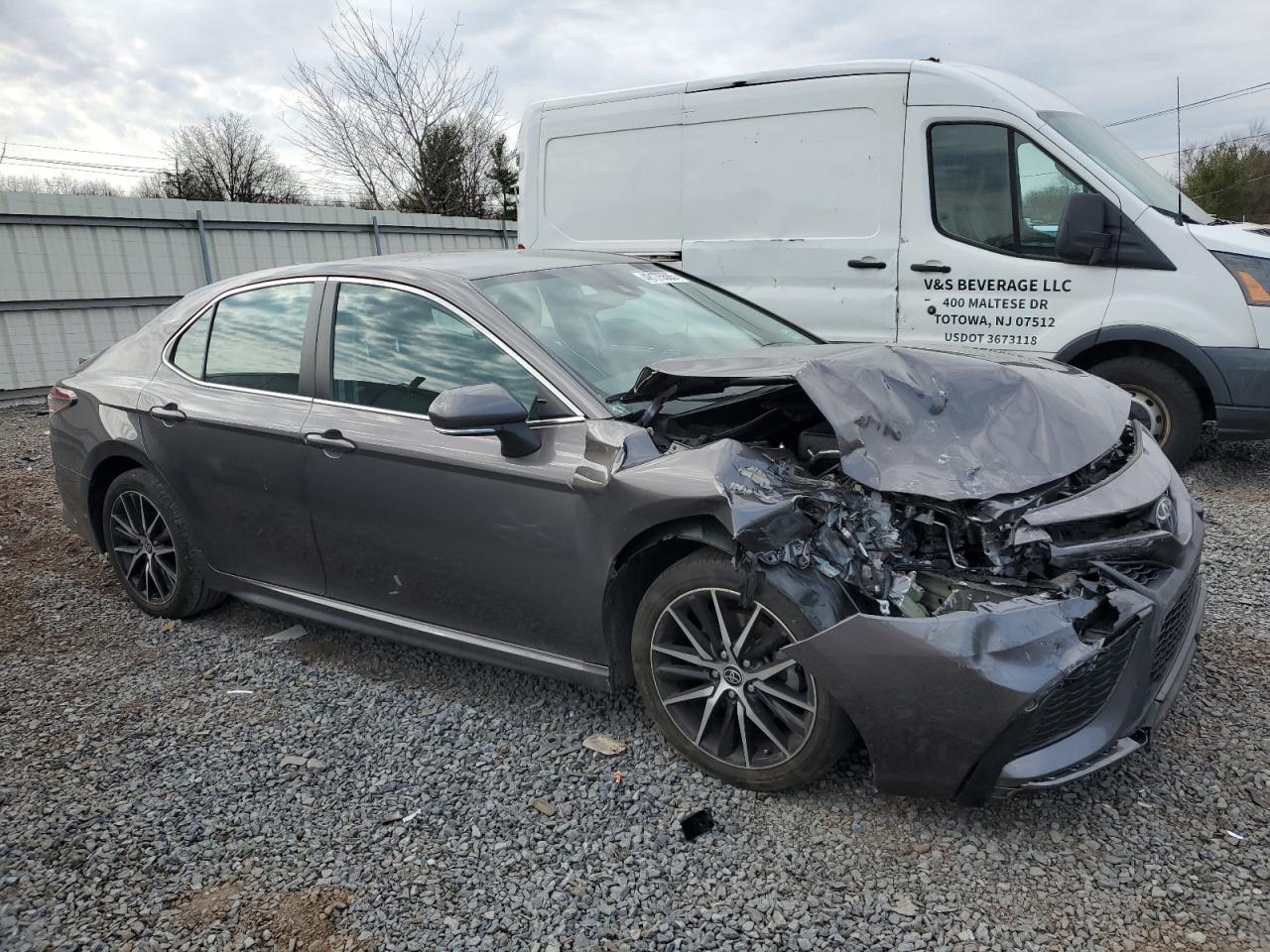 2022 Toyota Camry VIN 4T1G11AK4NU695354 Copart auction photo, front end damage thumbnail 4