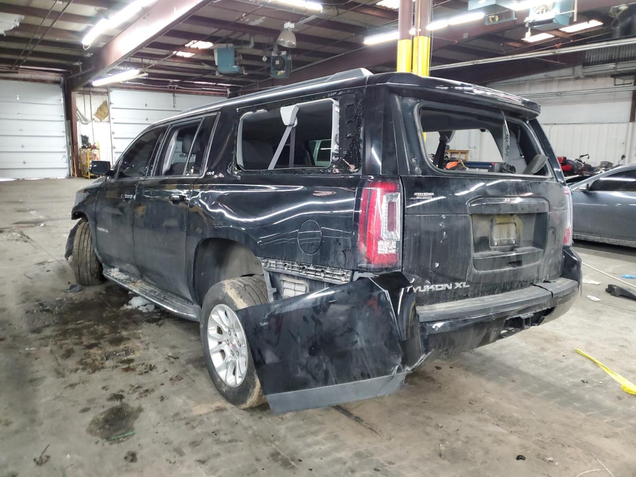2017 GMC Yukon VIN 1GKS2FKC7HR216601 Copart auction photo, all over damage thumbnail 2