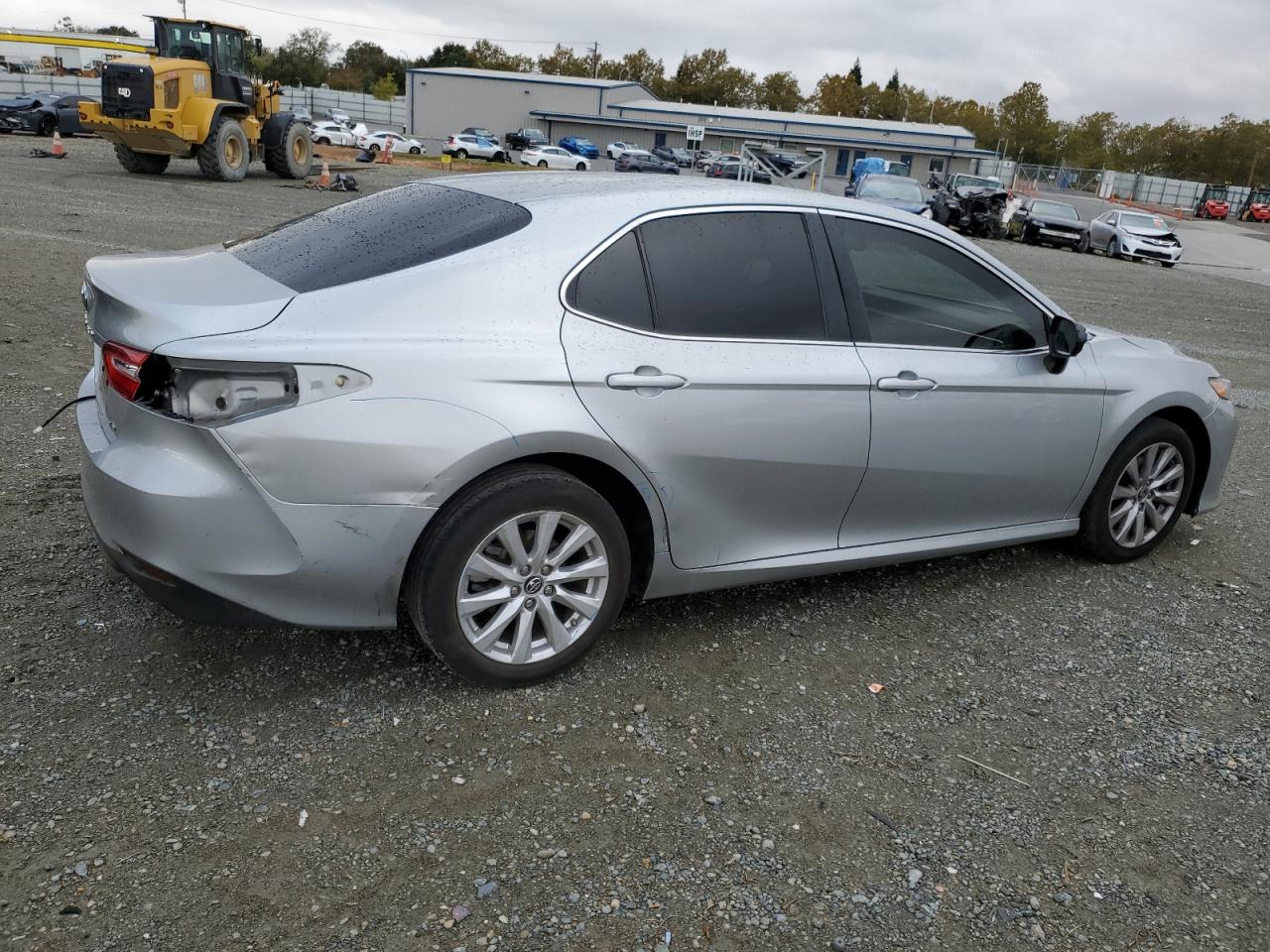 2018 Toyota Camry VIN JTNB11HK3J3049805 Copart auction photo, front end / rear end damage thumbnail 3