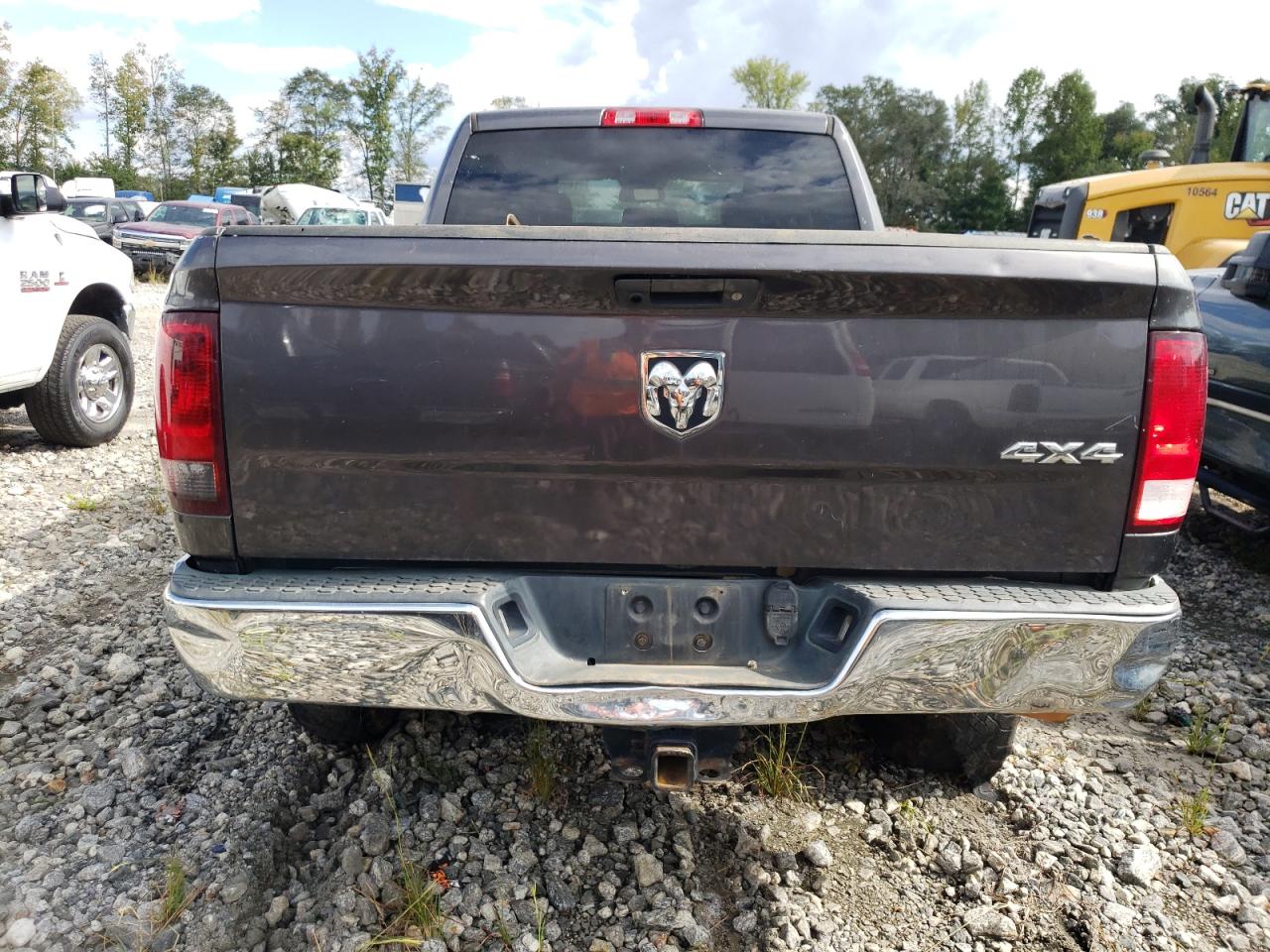 2018 RAM 2500 VIN 3C6UR5CL1JG136720 Copart auction photo, front end damage thumbnail 6