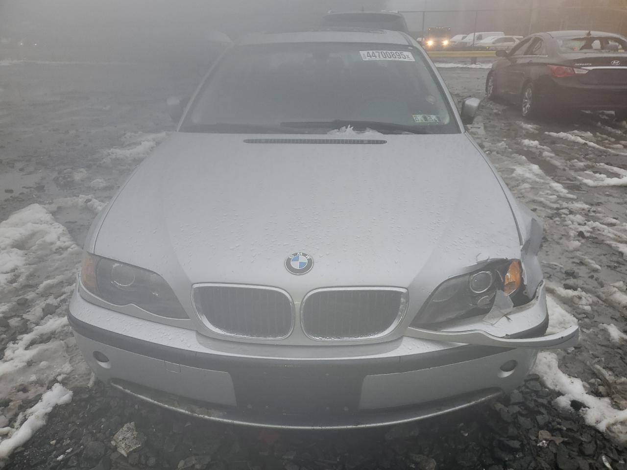 2004 BMW 3er VIN WBAET37464NH04736 Copart auction photo, front end damage thumbnail 5