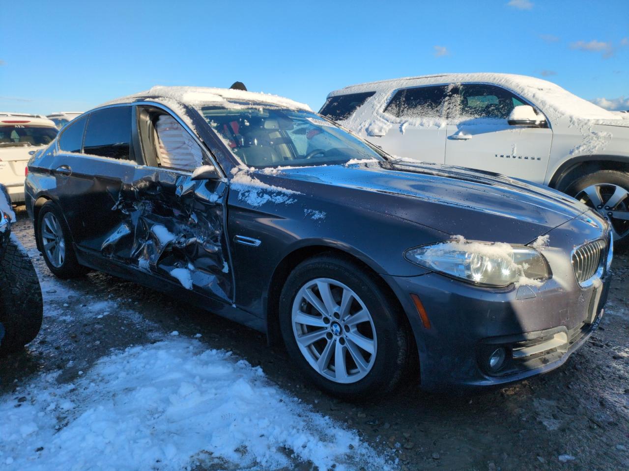 2016 BMW 5er VIN WBA5A5C51GG350758 Copart auction photo, side damage thumbnail 4