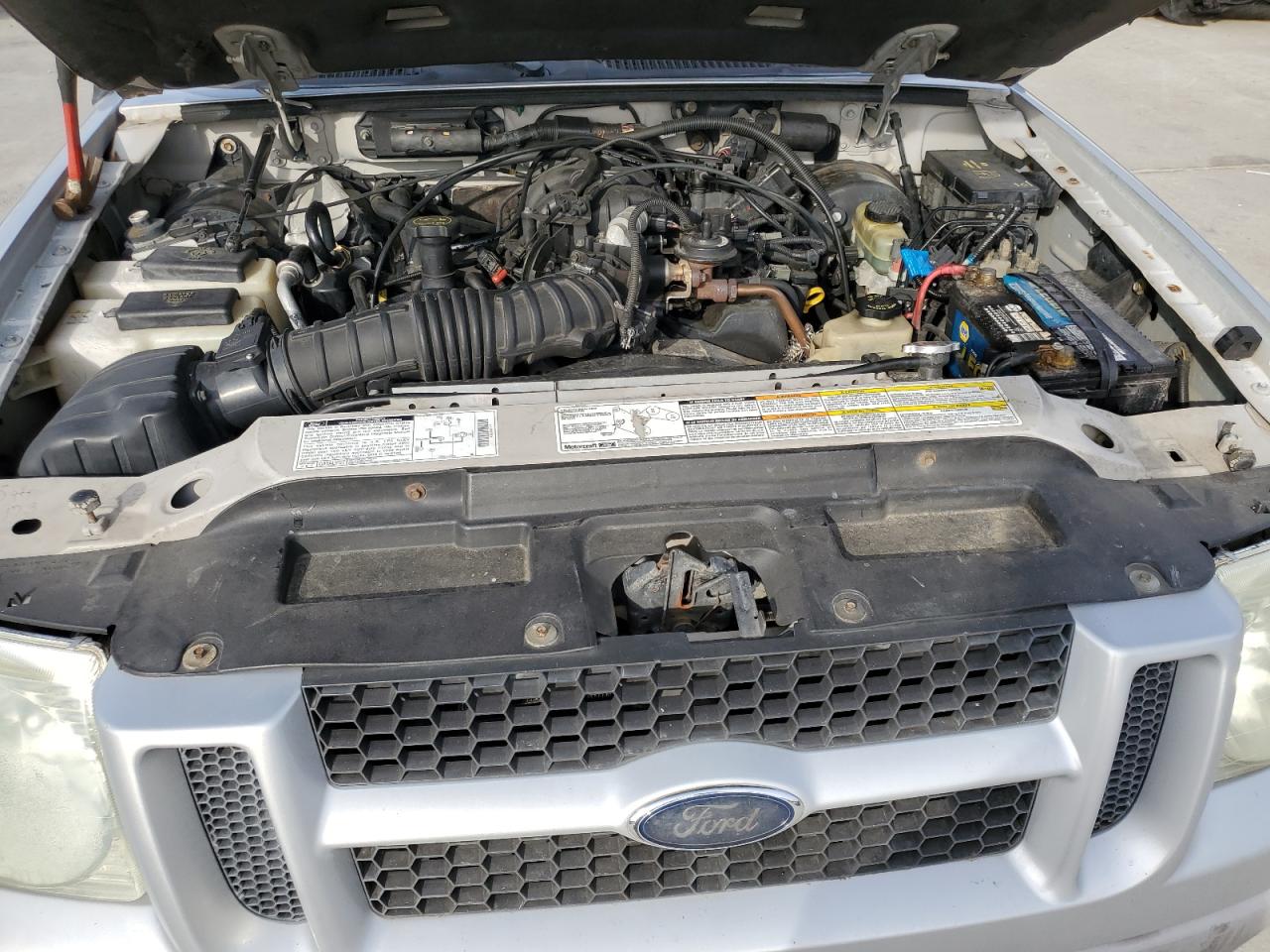 2002 Ford Explorer VIN 1FMZU77E32UB49516 Copart auction photo, side / minor dent/scratches damage thumbnail 12