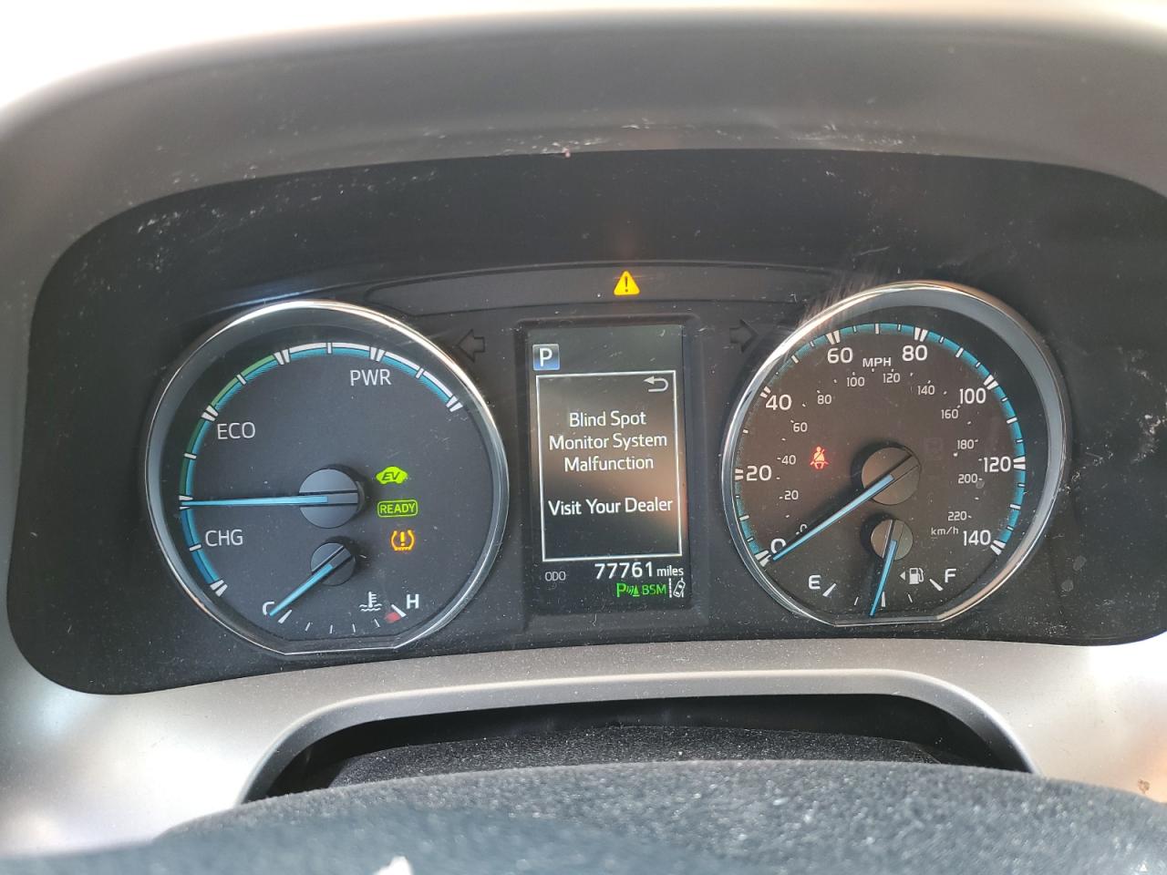 2017 Toyota RAV 4 VIN JTMDJREV7HD114668 Copart auction photo, front end / side damage thumbnail 9