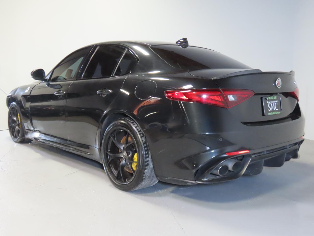 2018 Alfa Romeo Giulia VIN ZARFAEAV3J7575982 Copart auction photo, all over damage thumbnail 4