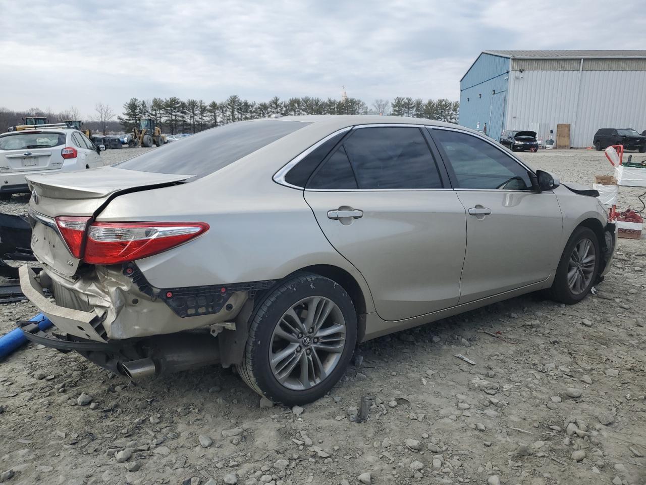 2017 Toyota Camry VIN 4T1BF1FK4HU281922 Copart auction photo, front end / rear end damage thumbnail 3