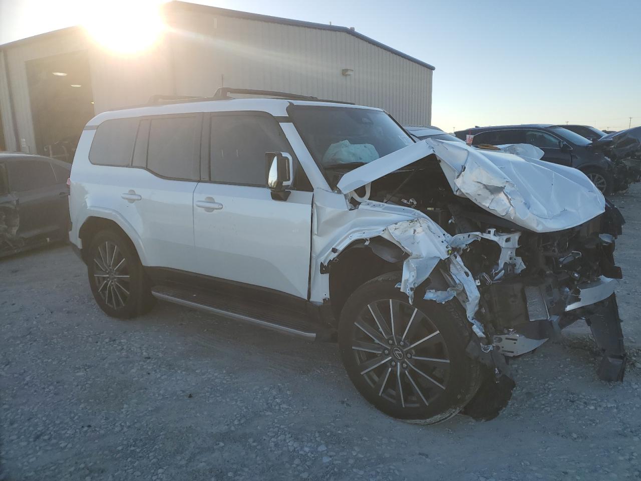 2024 Lexus GX VIN JTJVBCDX8R5012273 Copart auction photo, front end / undercarriage damage thumbnail 4