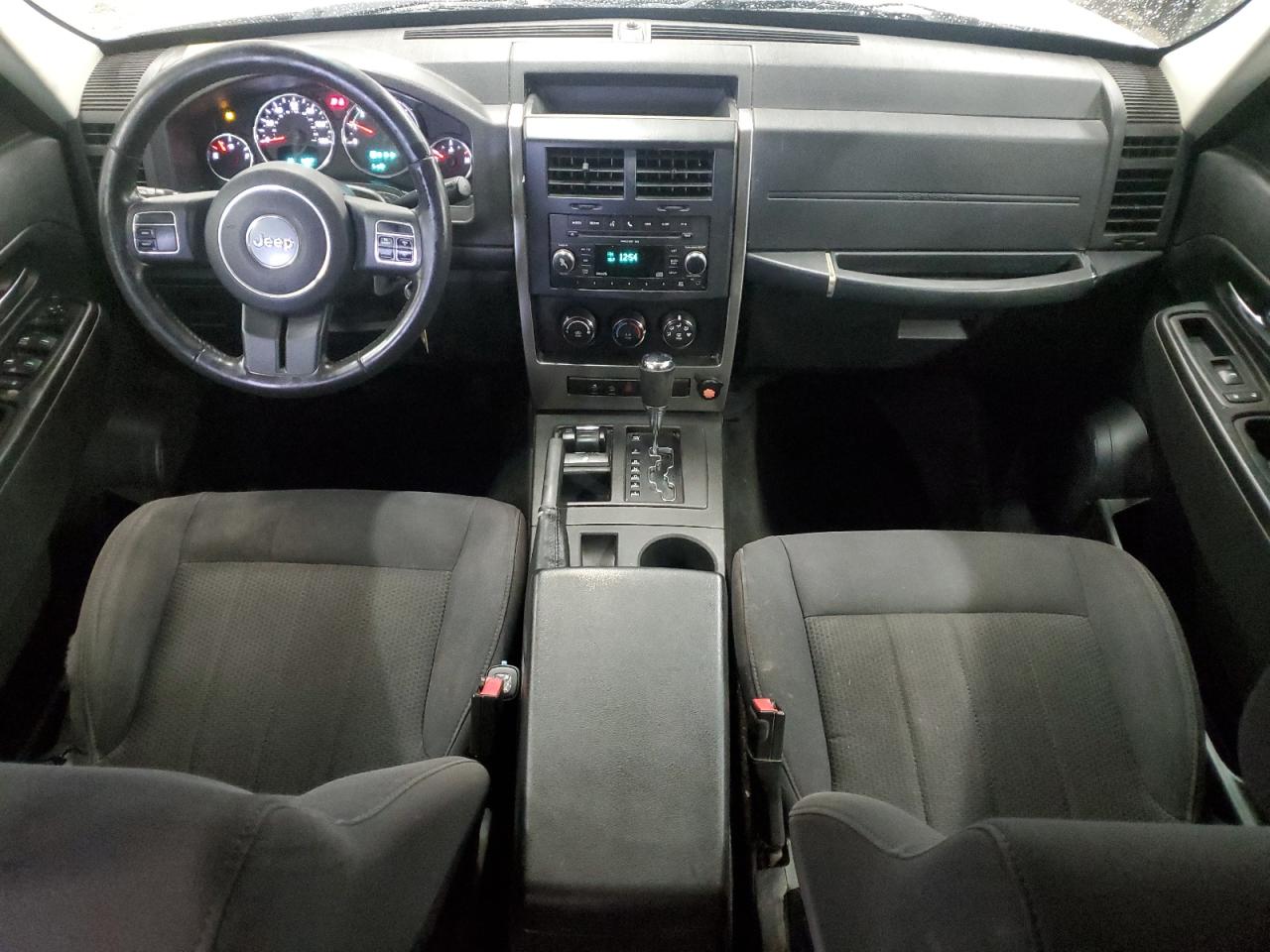2011 Jeep Liberty (North America) VIN 1J4PN2GK1BW524240 Copart auction photo, side / minor dent/scratches damage thumbnail 8