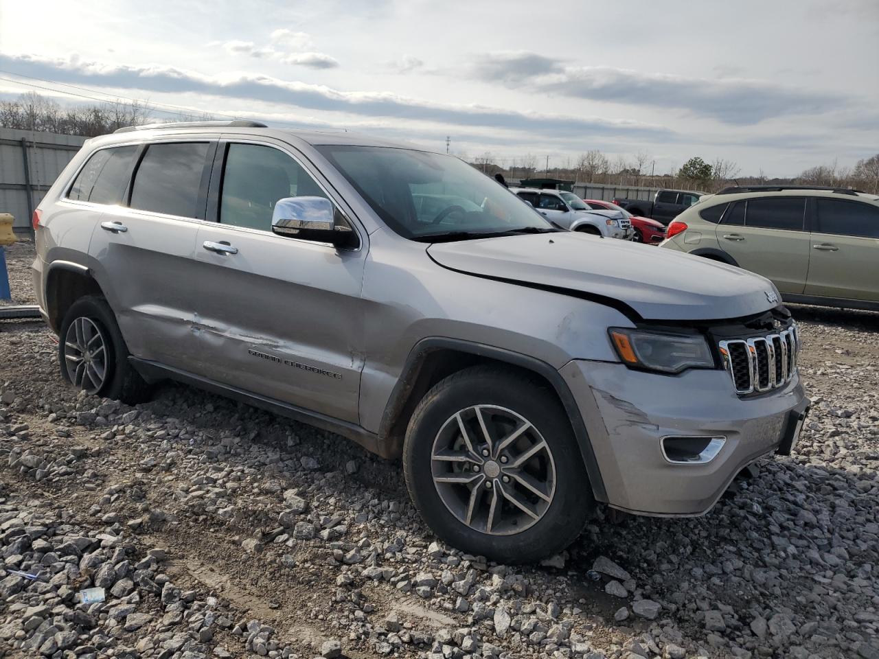2017 Jeep Grand Cherokee VIN 1C4RJEBG6HC702362 Copart auction photo, front end / side damage thumbnail 4