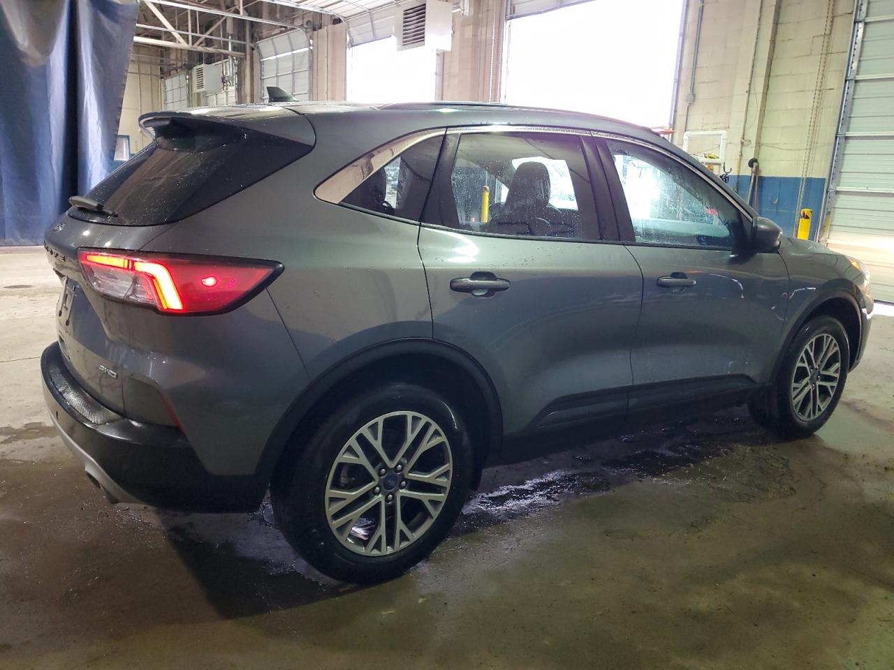 2021 Ford Escape VIN 1FMCU9H64MUA64390 Copart auction photo, mechanical / minor dent/scratches damage thumbnail 3