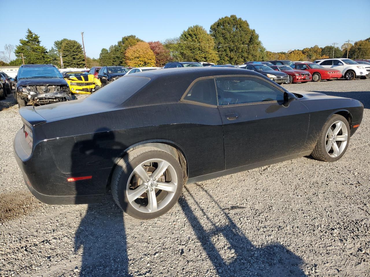 2017 Dodge Challenger VIN 2C3CDZAG3HH633282 Copart auction photo, front end / undercarriage damage thumbnail 3