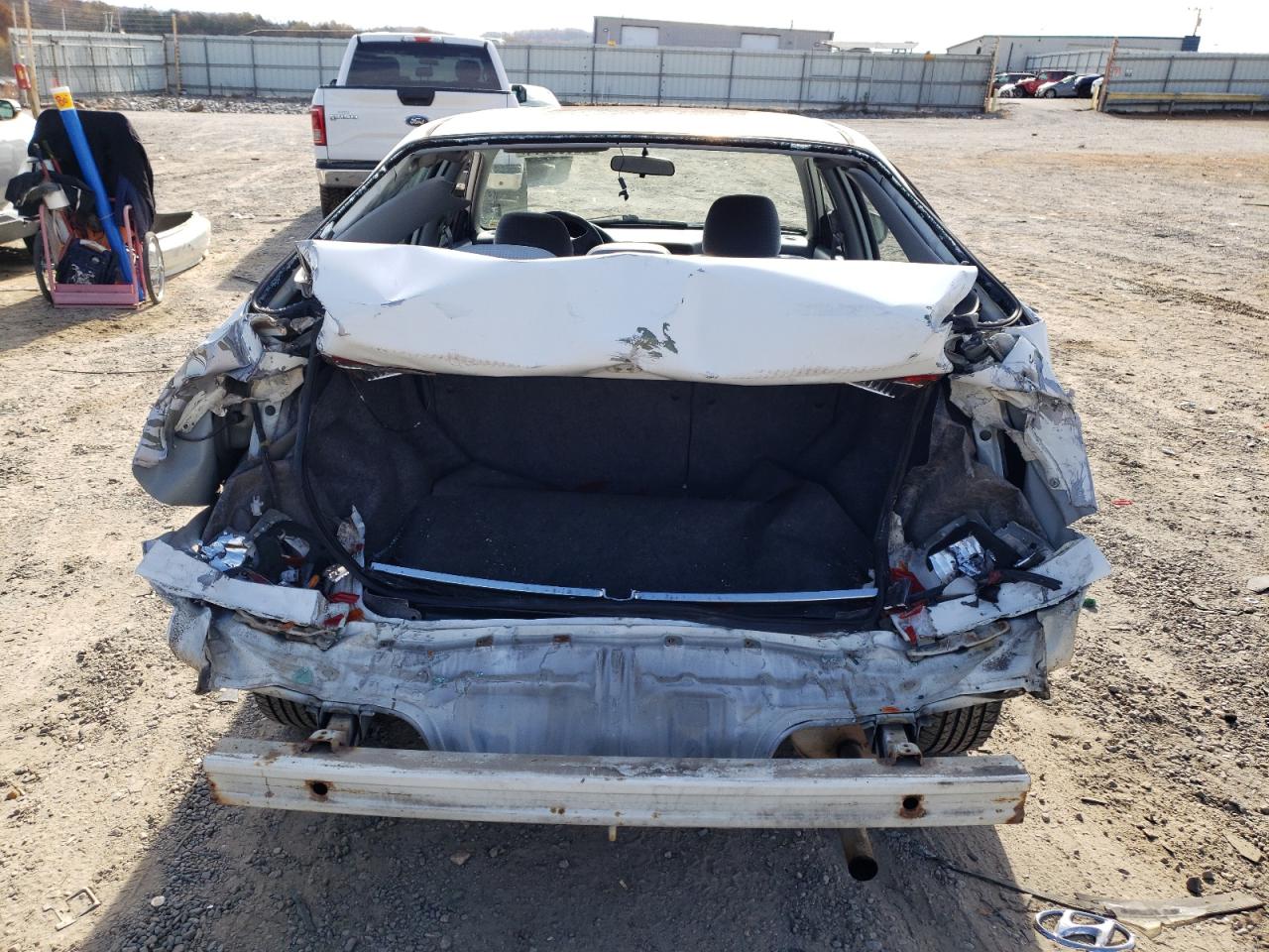 2000 Honda Civic VIN 2HGEJ6623YH530745 Copart auction photo, all over damage thumbnail 6