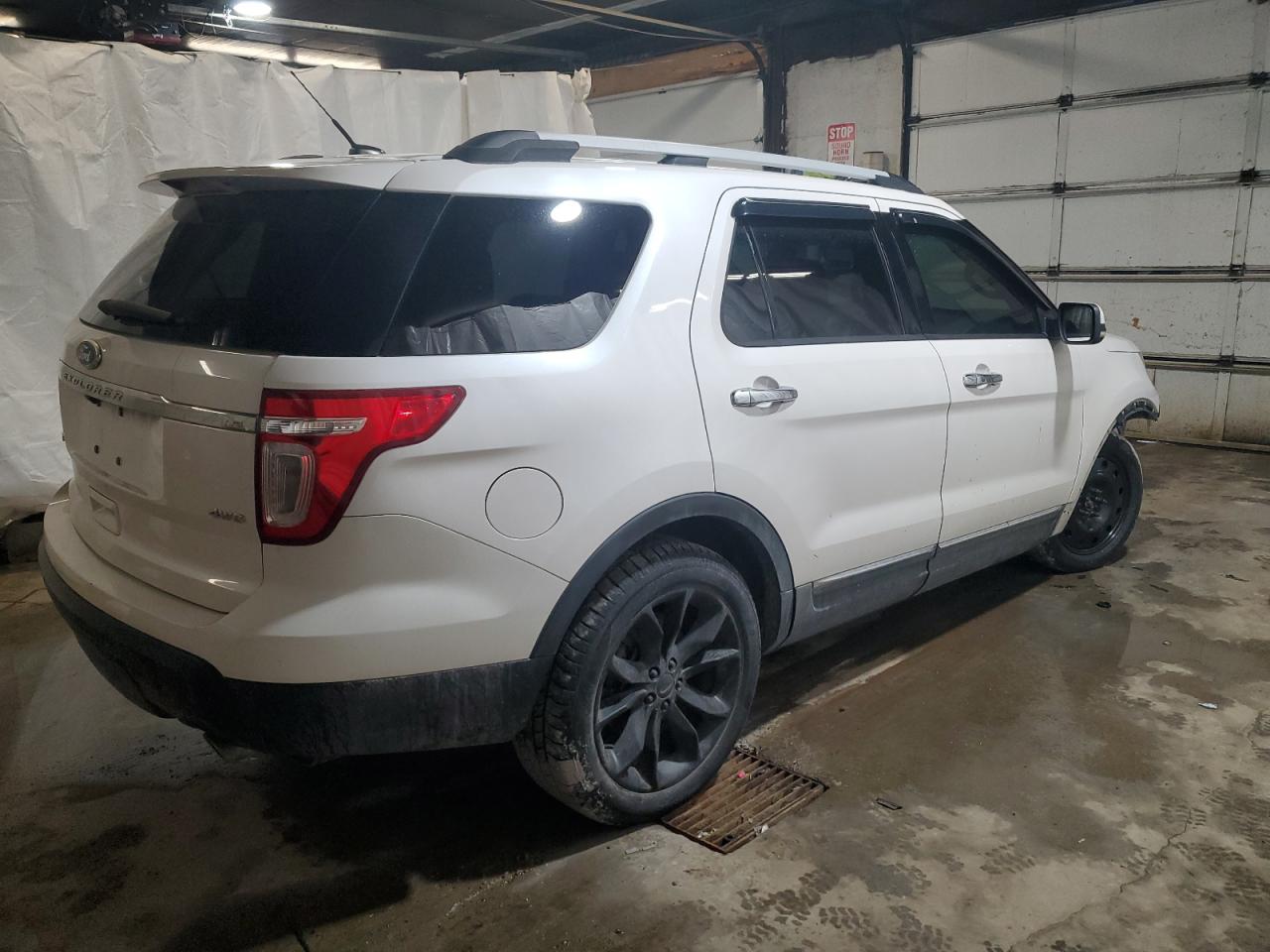 2011 Ford Explorer VIN 1FMHK8F88BGA04795 Copart auction photo, front end / minor dent/scratches damage thumbnail 3
