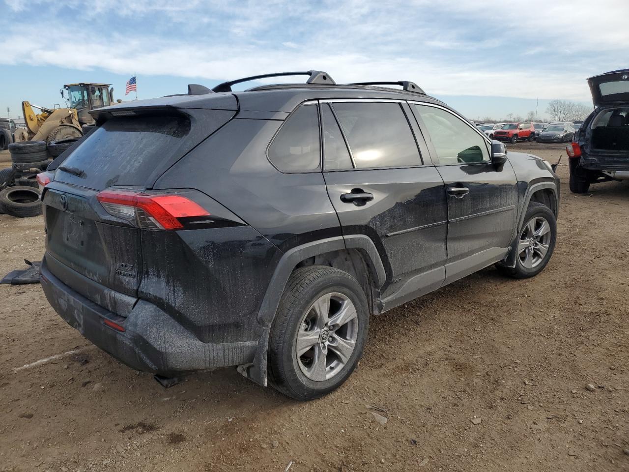 2022 Toyota RAV 4 VIN JTMRWRFV5ND148268 Copart auction photo, side / front end damage thumbnail 3