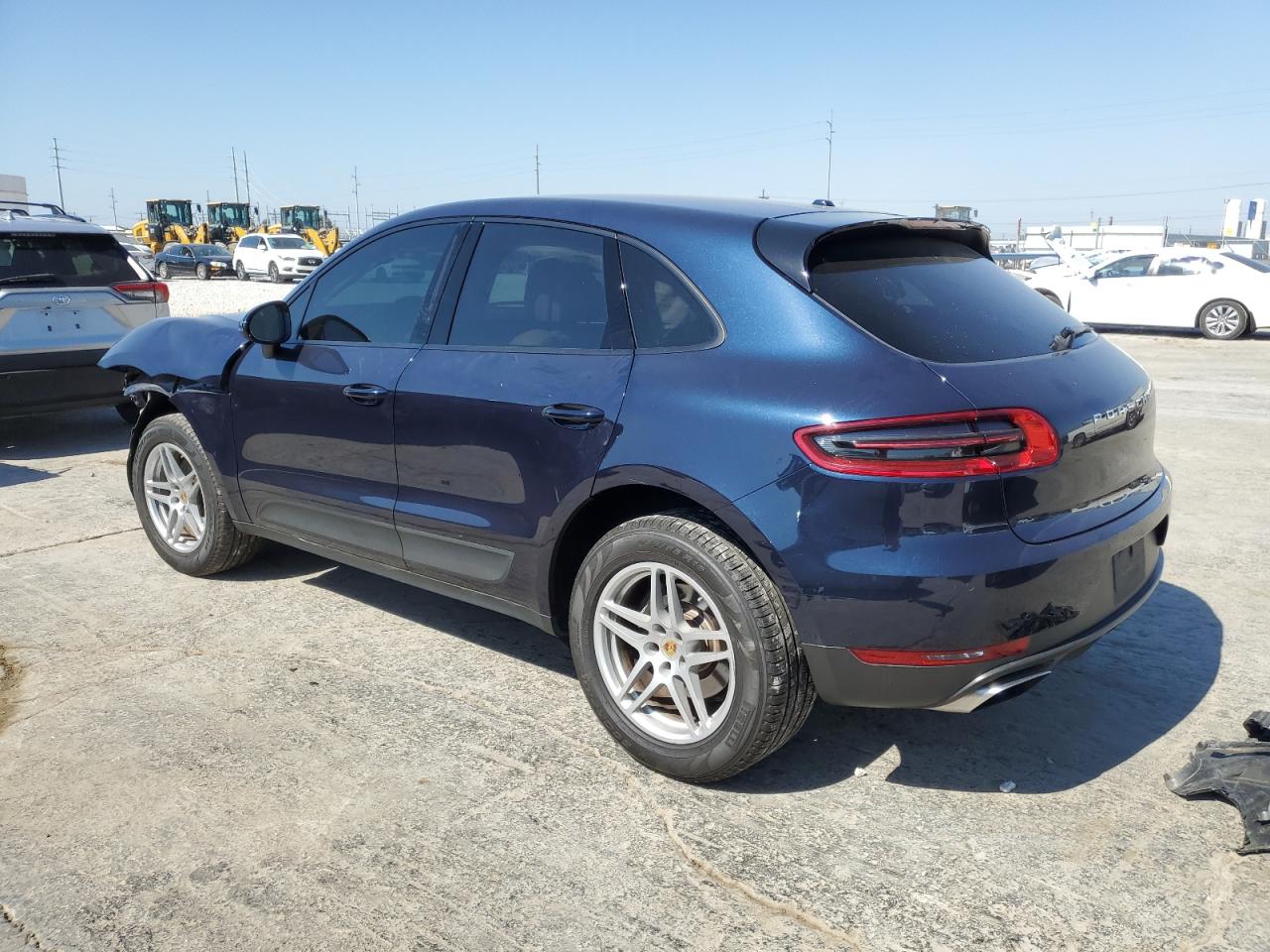 2017 Porsche Macan VIN WP1AA2A57HLB00872 Copart auction photo, front end damage thumbnail 2