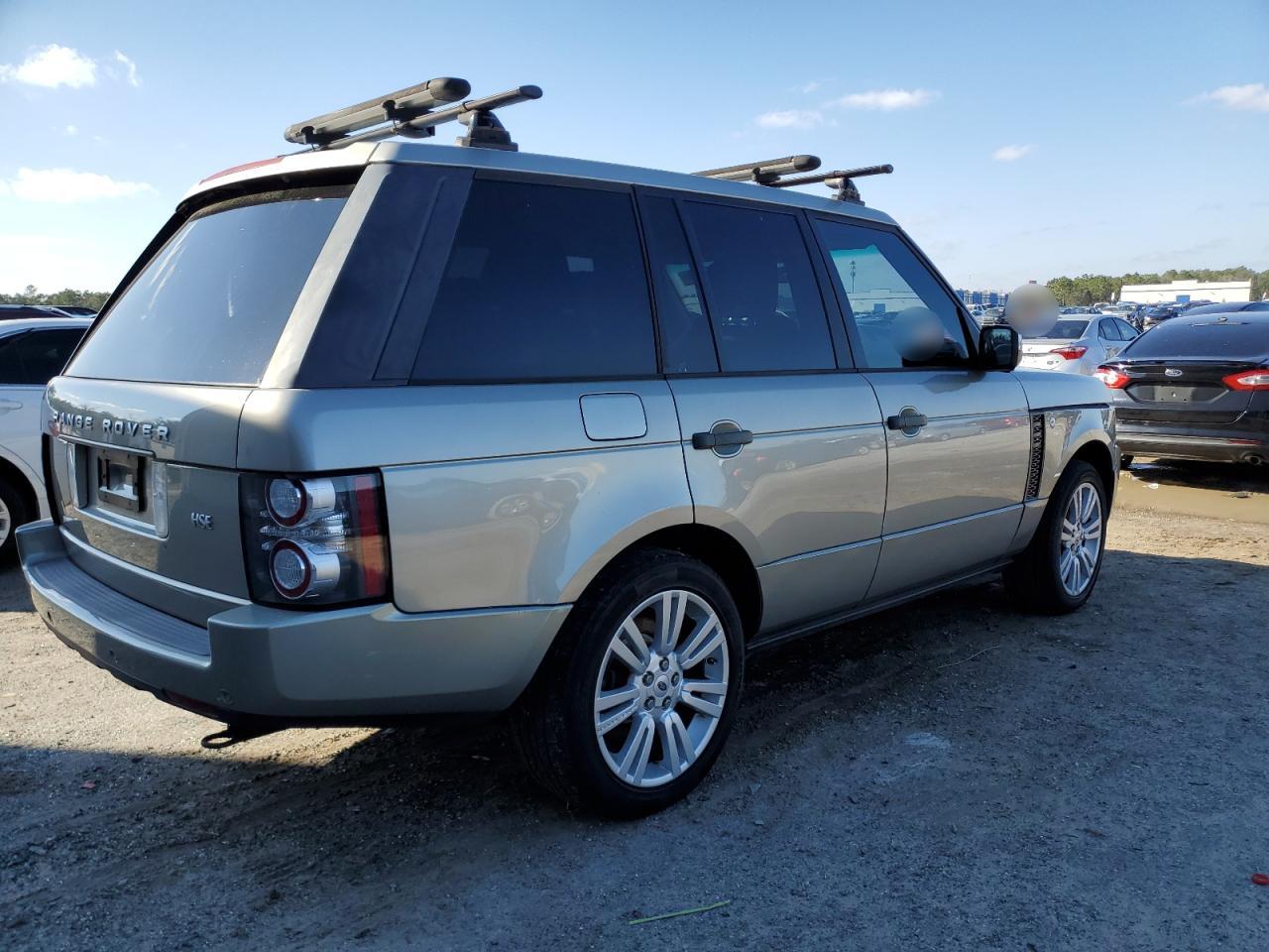2011 Land Rover Range Rover VIN SALMF1D44BA339756 Copart auction photo, minor dent/scratches damage thumbnail 3