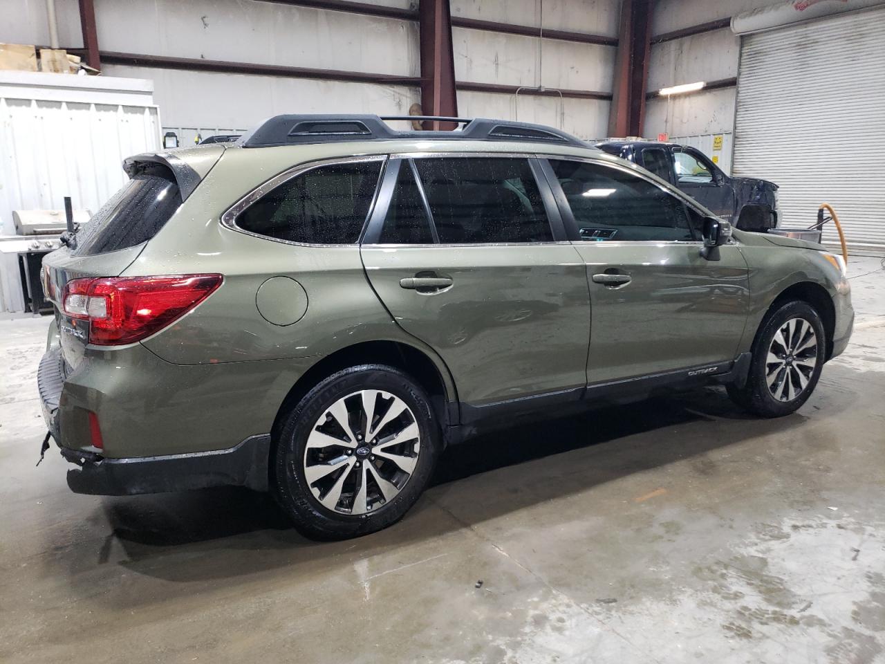 2015 Subaru Outback VIN 4S4BSBNC1F3328371 Copart auction photo, rear end damage thumbnail 3