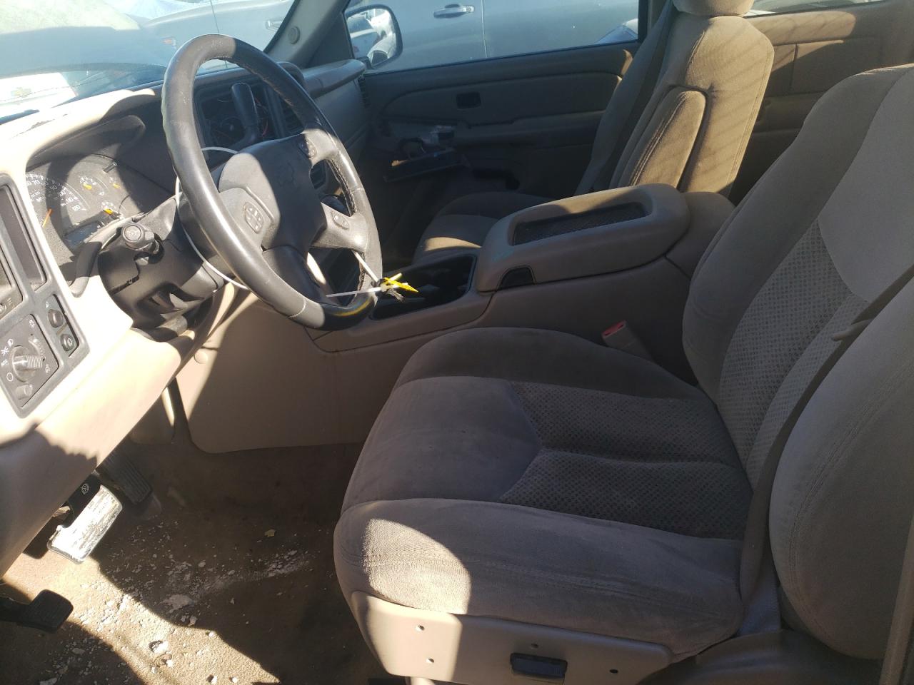 2004 Chevrolet Silverado VIN 1GCEC19T84E394355 Copart auction photo, vandalism / side damage thumbnail 7