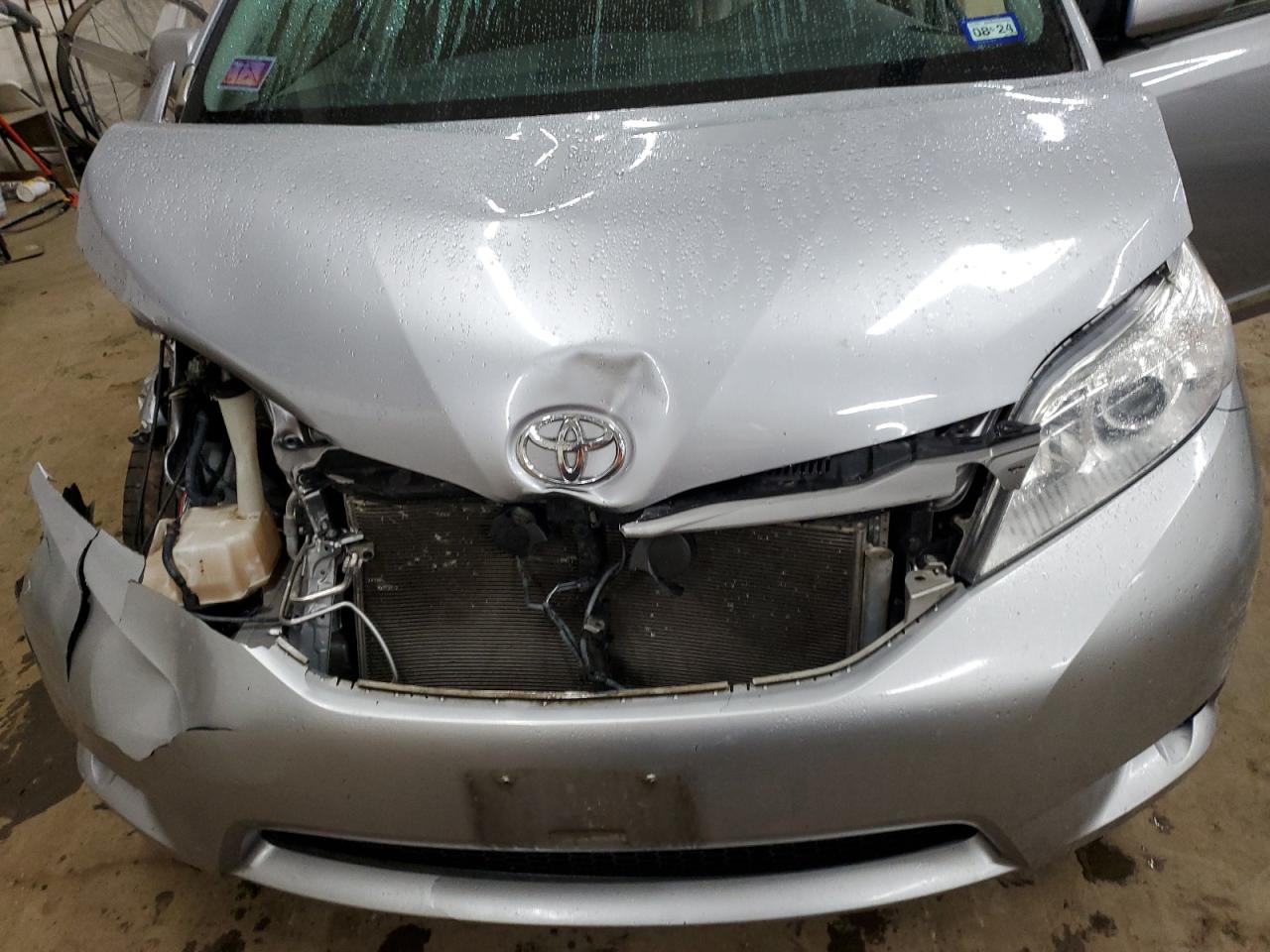 2012 Toyota Sienna VIN 5TDYK3DC5CS269759 Copart auction photo, front end damage thumbnail 13