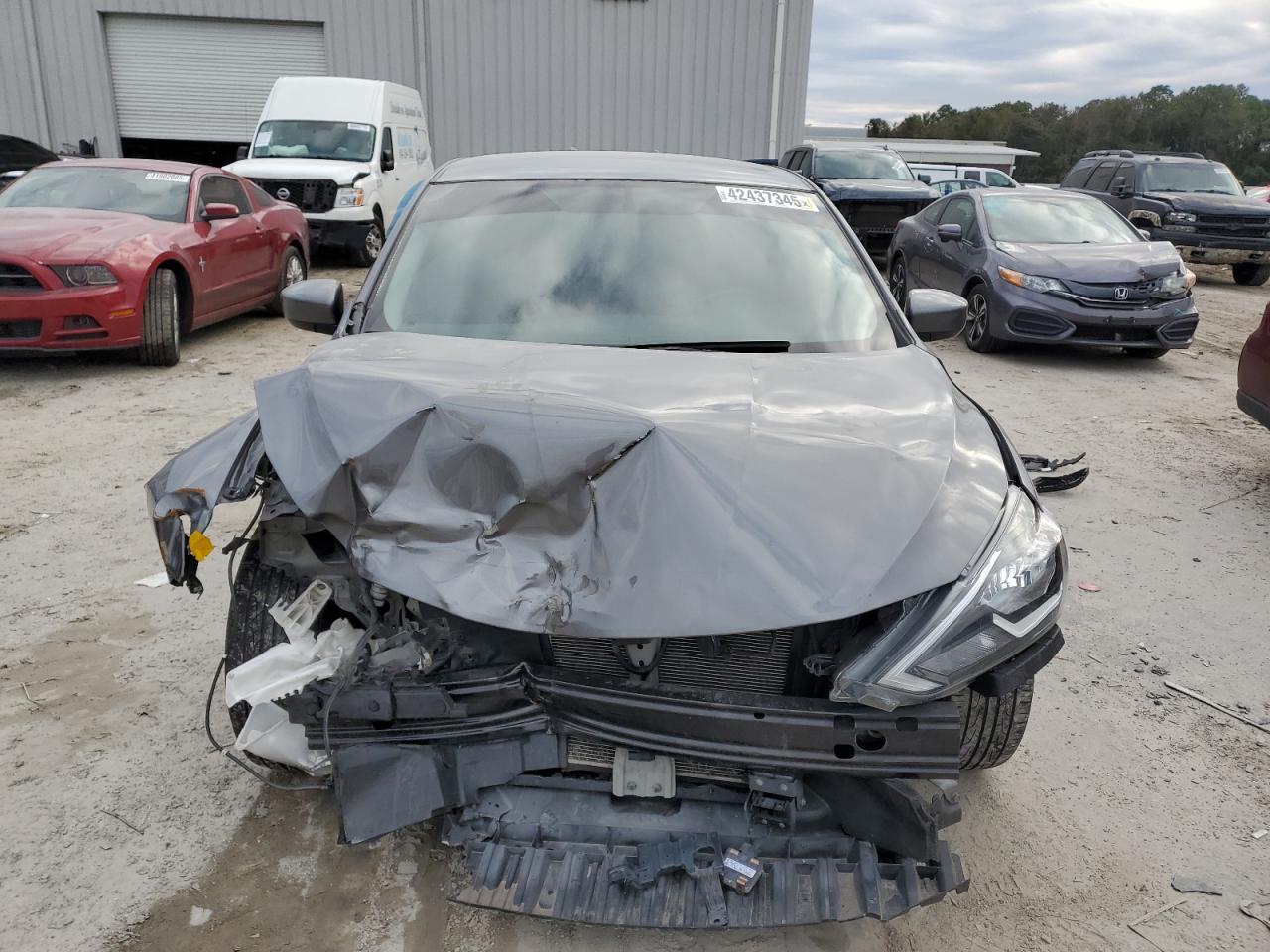 2019 Nissan Sentra VIN 3N1AB7AP0KY338187 Copart auction photo, front end / rear end damage thumbnail 5
