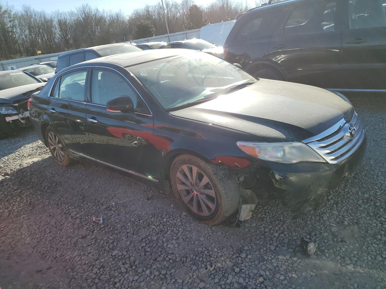 2011 Toyota Avalon VIN 4T1BK3DB5BU396692 Copart auction photo, front end damage thumbnail 4