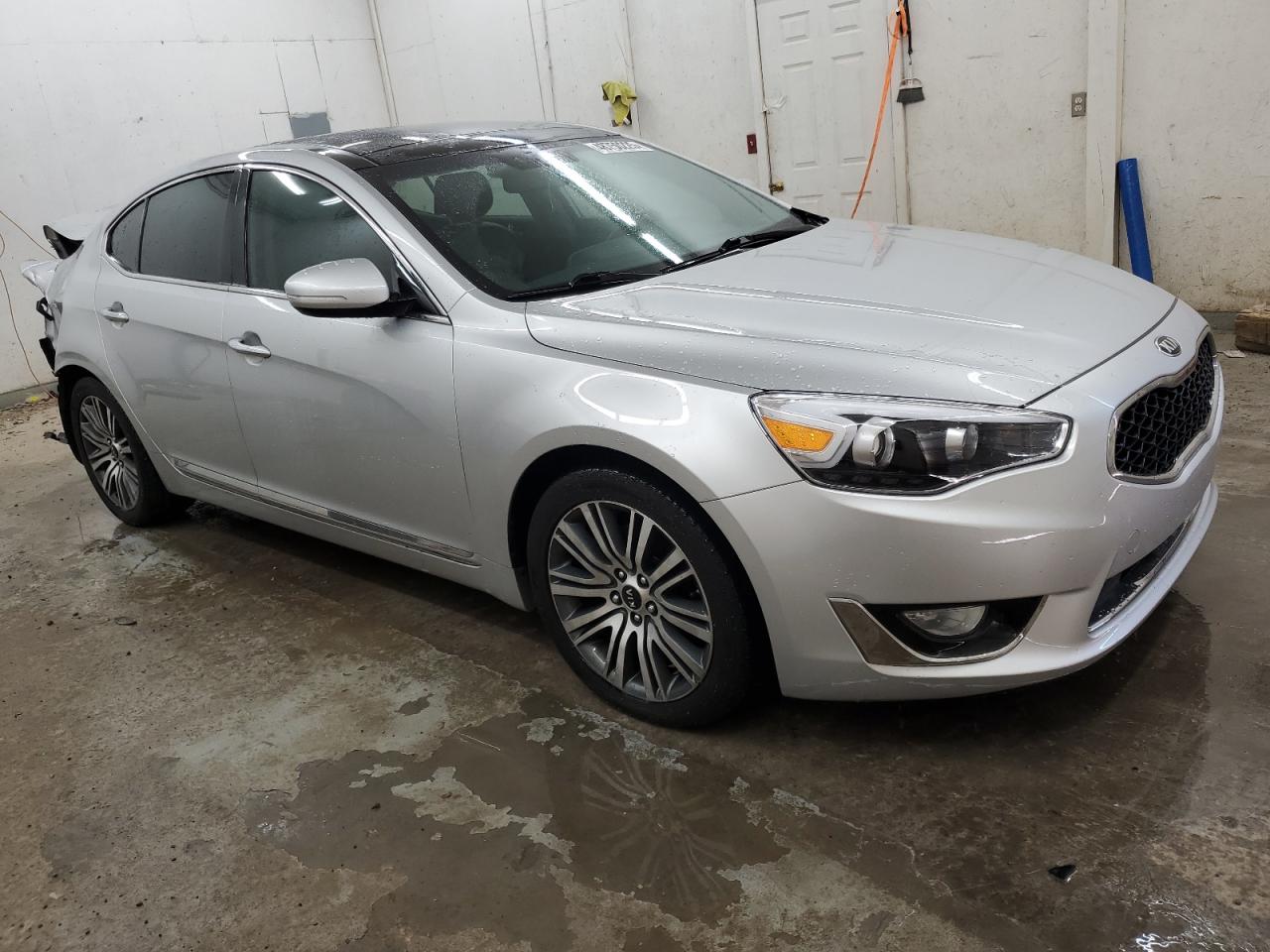 2016 KIA Cadenza VIN KNALN4D70G5207236 Copart auction photo, rear end damage thumbnail 4