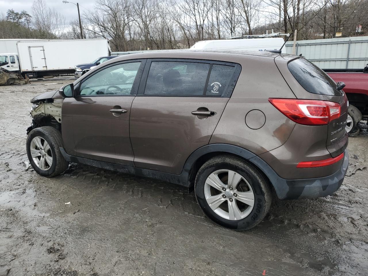 2012 KIA Sportage VIN KNDPBCA24C7330763 Copart auction photo, front end damage thumbnail 2
