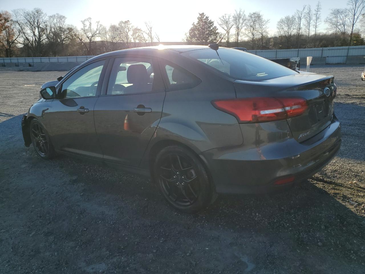 2016 Ford Focus VIN 1FADP3FE6GL241254 Copart auction photo, front end damage thumbnail 2