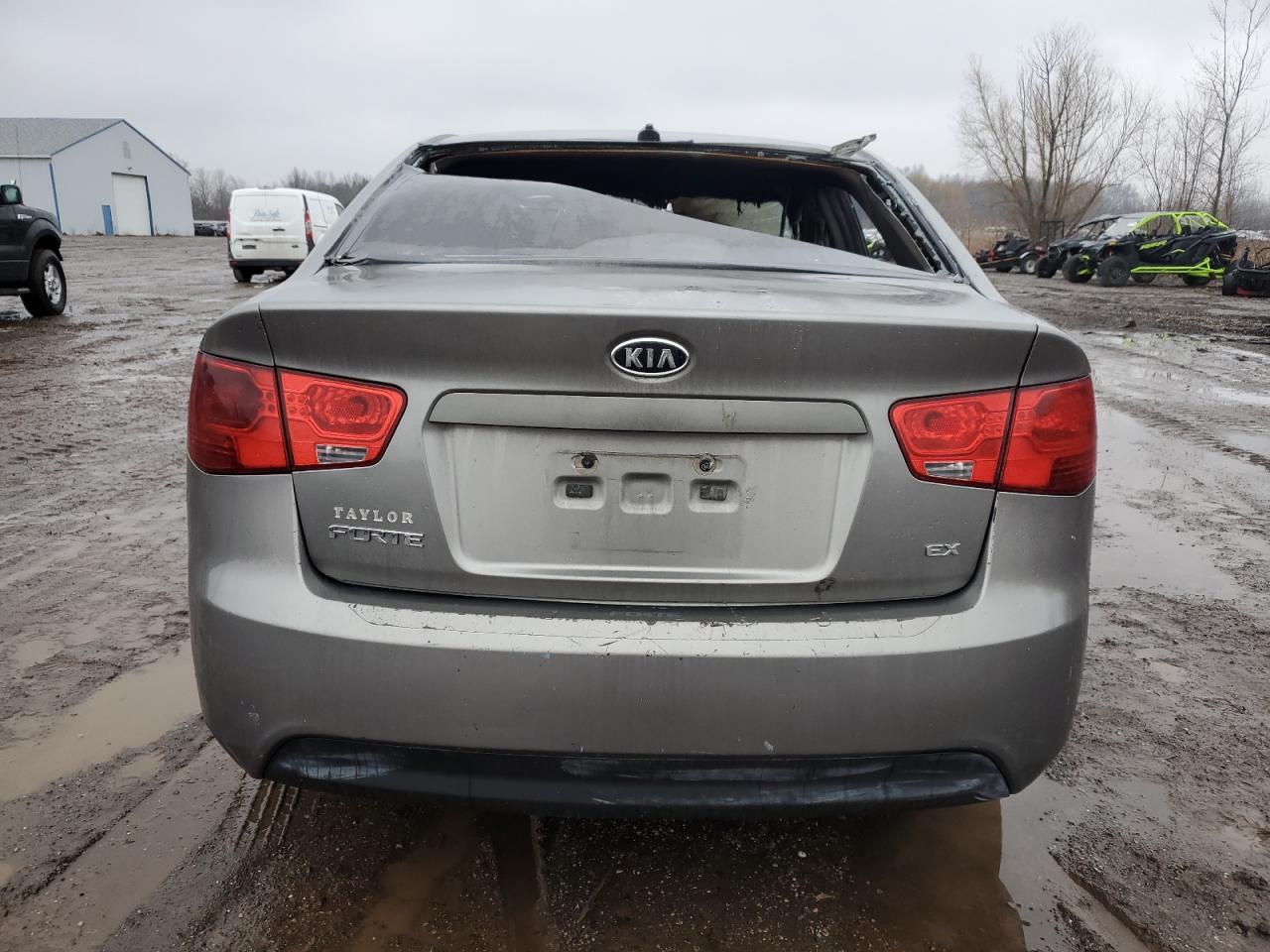 2012 KIA Forte VIN KNAFU4A28C5602591 Copart auction photo, burn - interior damage thumbnail 6