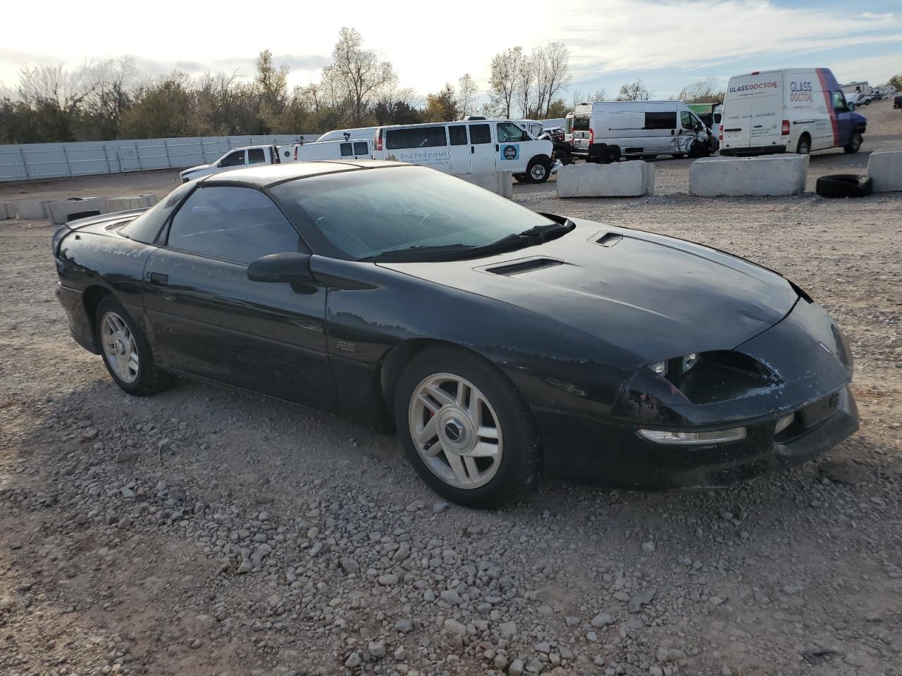 1996 Chevrolet Camaro VIN 2G1FP22K5T2140220 Copart auction photo, rear end / minor dent/scratches damage thumbnail 4