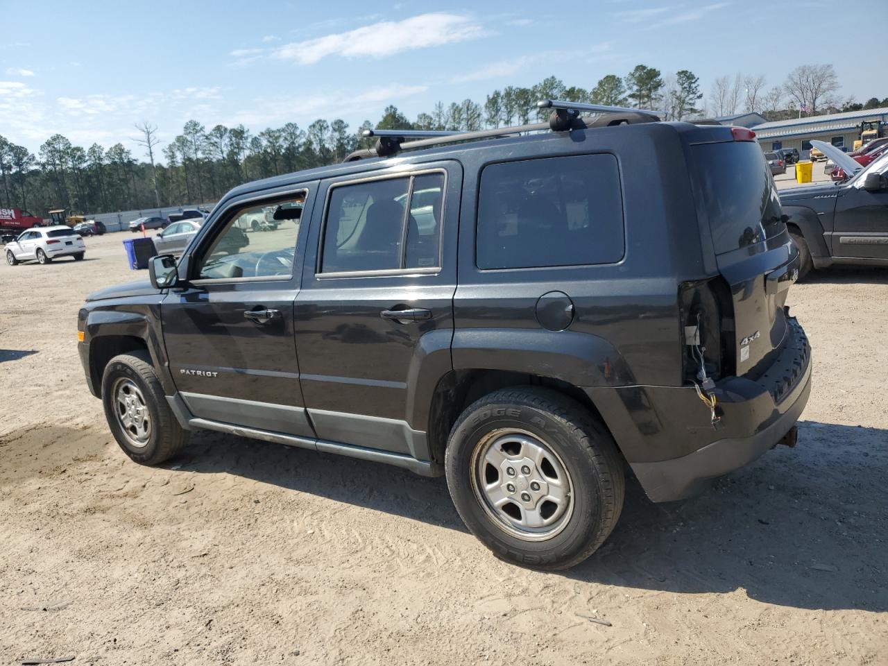 2011 Jeep Liberty (Patriot) VIN 1J4NF1GB6BD156857 Copart auction photo, rear end / rejected repair damage thumbnail 2
