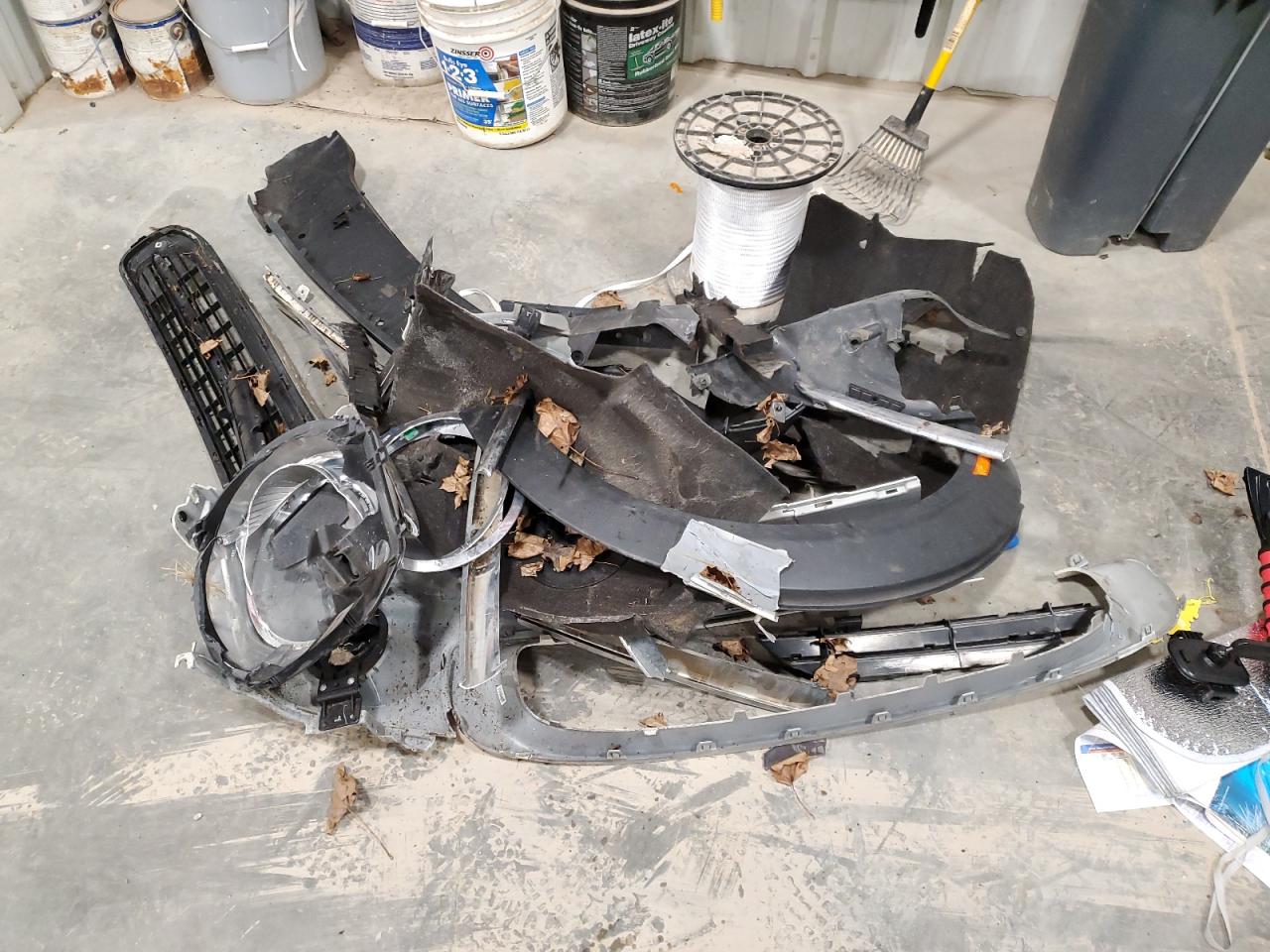 2012 MINI Cooper VIN WMWSU3C51CT260851 Copart auction photo, front end / minor dent/scratches damage thumbnail 12