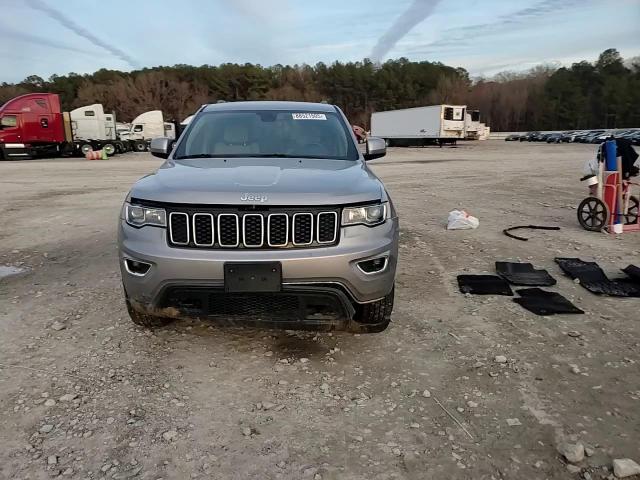 2018 Jeep Grand Cherokee VIN 1C4RJFAG2JC195098 Copart auction photo, front end / minor dent/scratches damage thumbnail 11