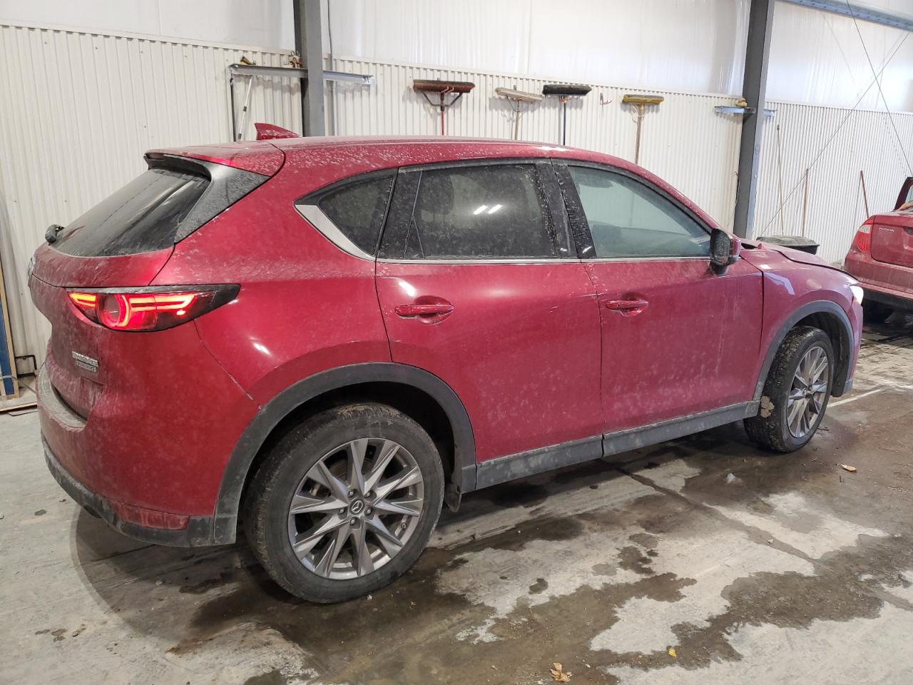 2020 Mazda CX-5 VIN JM3KFBDM8L1831039 Copart auction photo, front end damage thumbnail 3