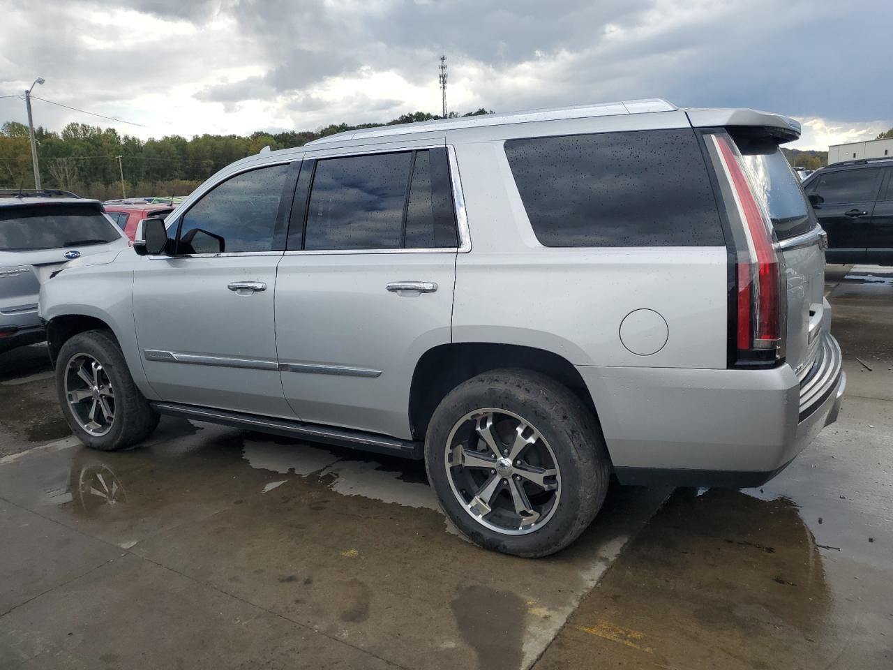 2016 Cadillac Escalade VIN 1GYS4CKJ8GR179084 Copart auction photo, front end damage thumbnail 2