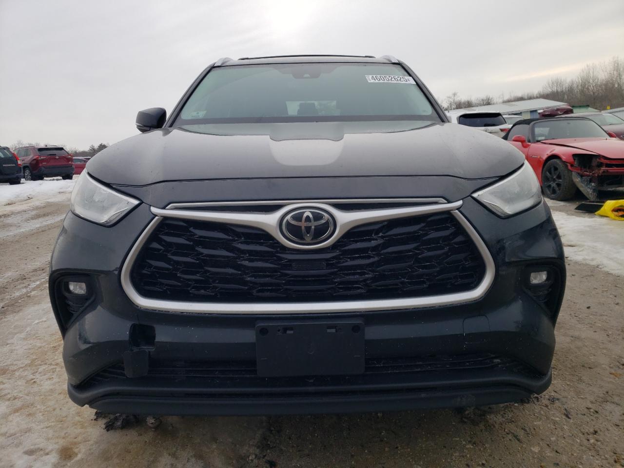 2020 Toyota Highlander VIN 5TDHZRBH1LS036538 Copart auction photo, side / front end damage thumbnail 5