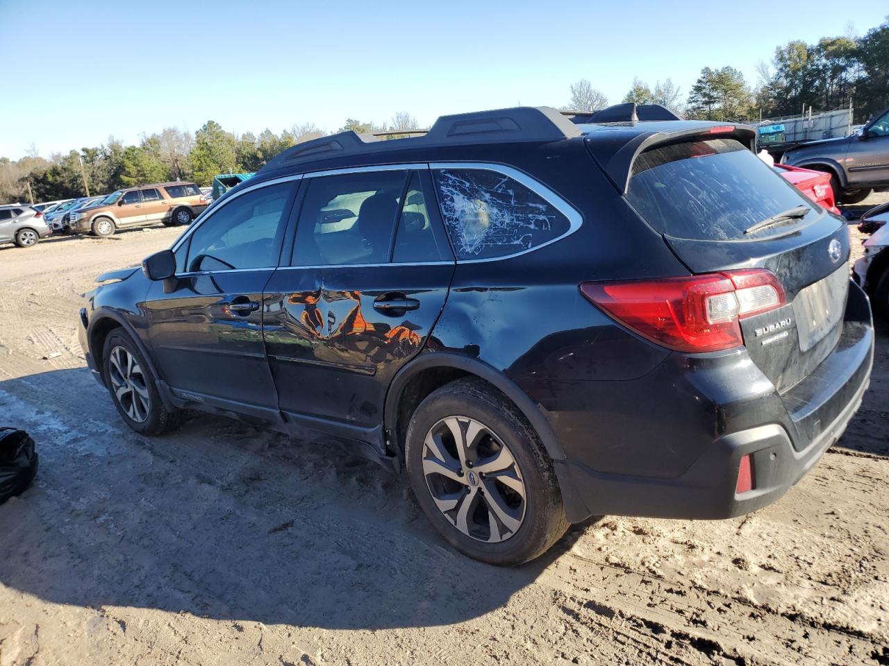 2018 Subaru Outback VIN 4S4BSANC0J3357122 Copart auction photo, front end / side damage thumbnail 2