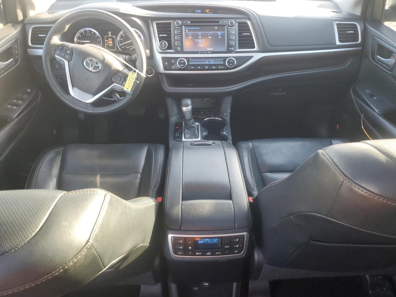 2016 Toyota Highlander VIN 5TDDKRFH0GS329396 Copart auction photo, front end / side damage thumbnail 8