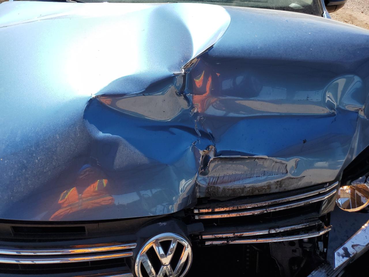 2017 Volkswagen Tiguan VIN WVGAV7AX4HW501925 Copart auction photo, front end damage thumbnail 14