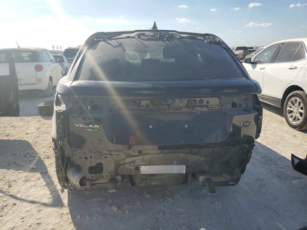 2019 Land Rover Range Rover VIN SALYB2EVXKA793701 Copart auction photo, rear end damage thumbnail 6