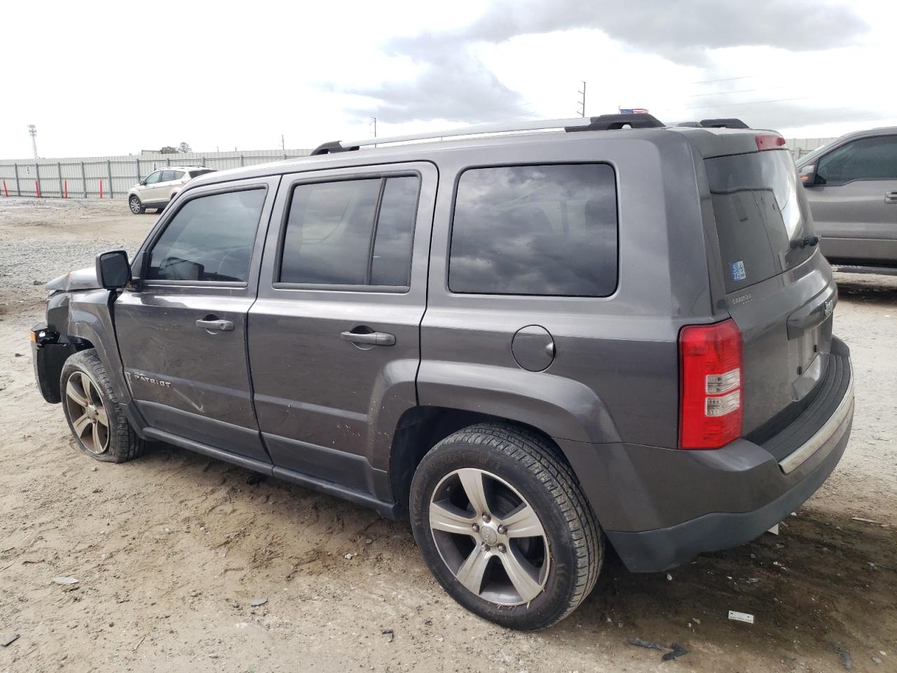2016 Jeep Liberty (Patriot) VIN 1C4NJPFA8GD547628 Copart auction photo, front end damage thumbnail 2