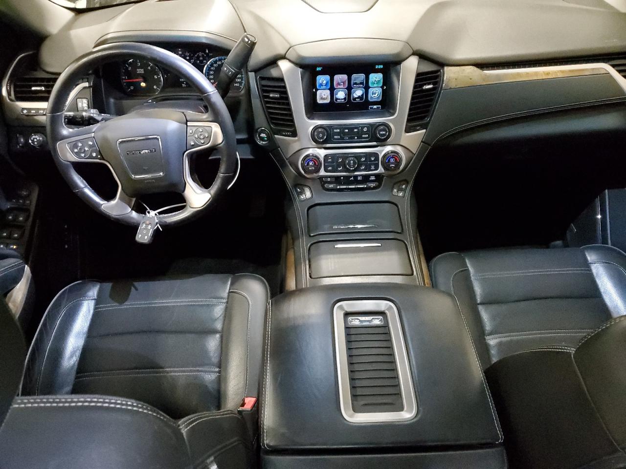 2017 GMC Yukon VIN 1GKS2CKJ0HR182059 Copart auction photo, front end damage thumbnail 8