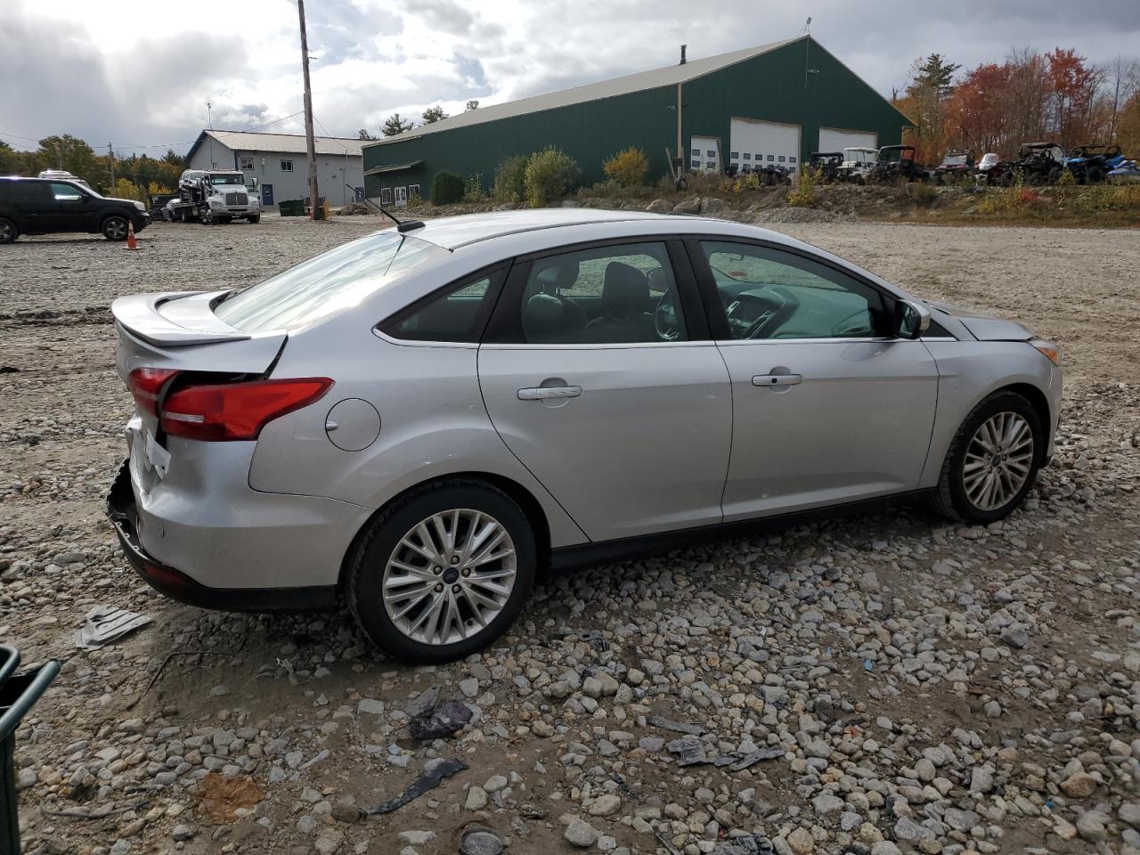 2017 Ford Focus VIN 1FADP3J2XHL201189 Copart auction photo, rear end damage thumbnail 3