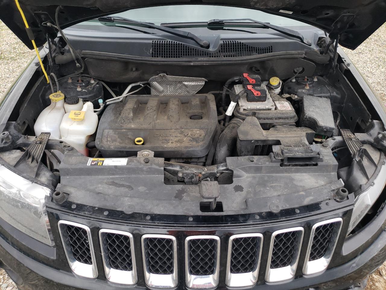 2016 Jeep Compass VIN 1C4NJDBB0GD713783 Copart auction photo, front end / side damage thumbnail 12