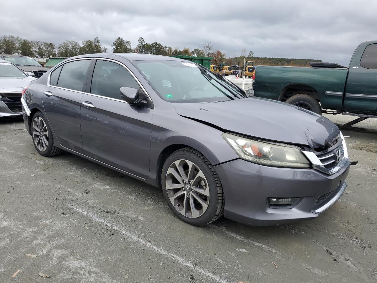 2015 Honda Accord VIN 1HGCR2F55FA018063 Copart auction photo, rear end / front end damage thumbnail 4