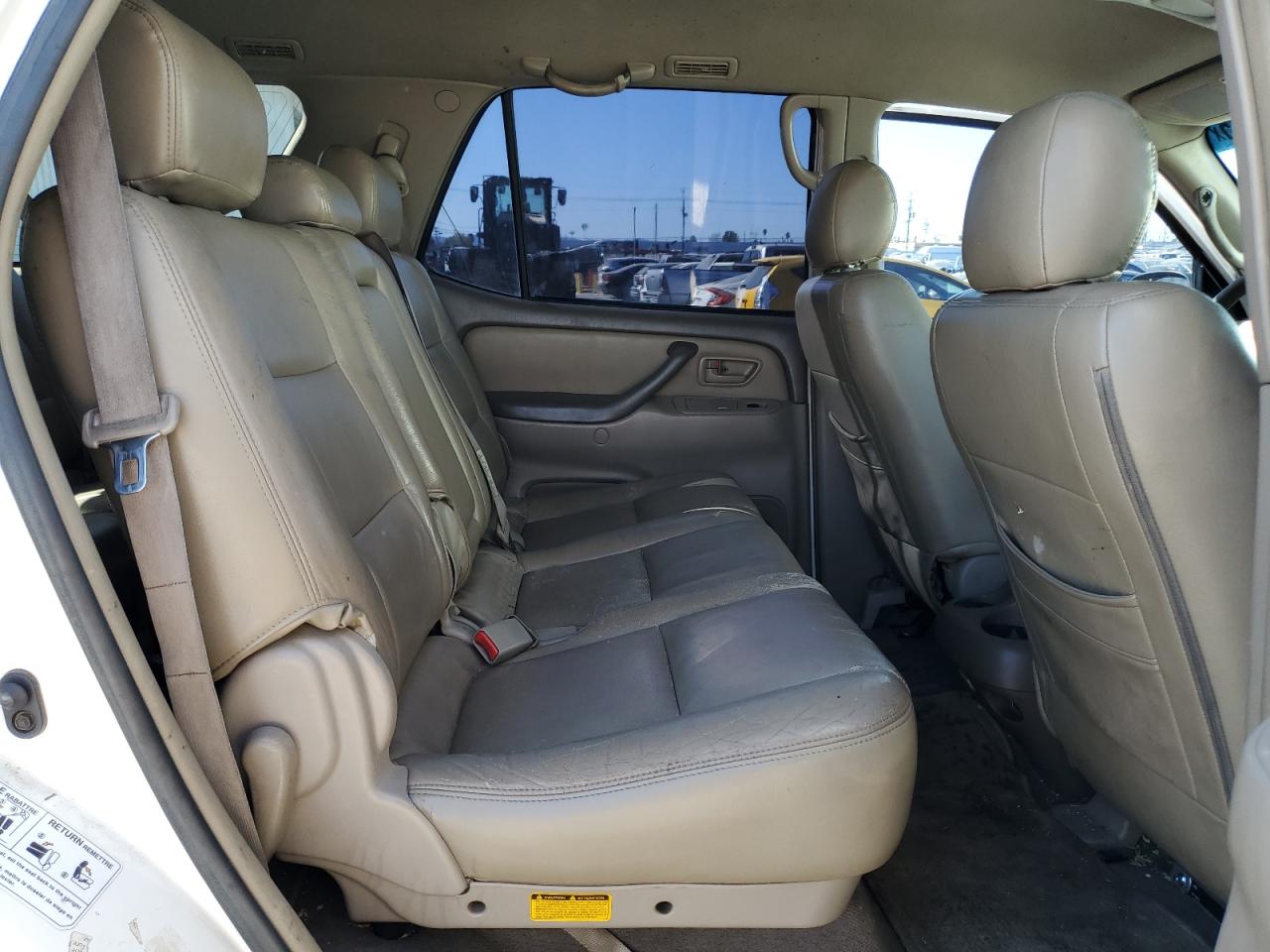 2005 Toyota Sequoia VIN 5TDZT34A65S239155 Copart auction photo, vandalism / undercarriage damage thumbnail 11