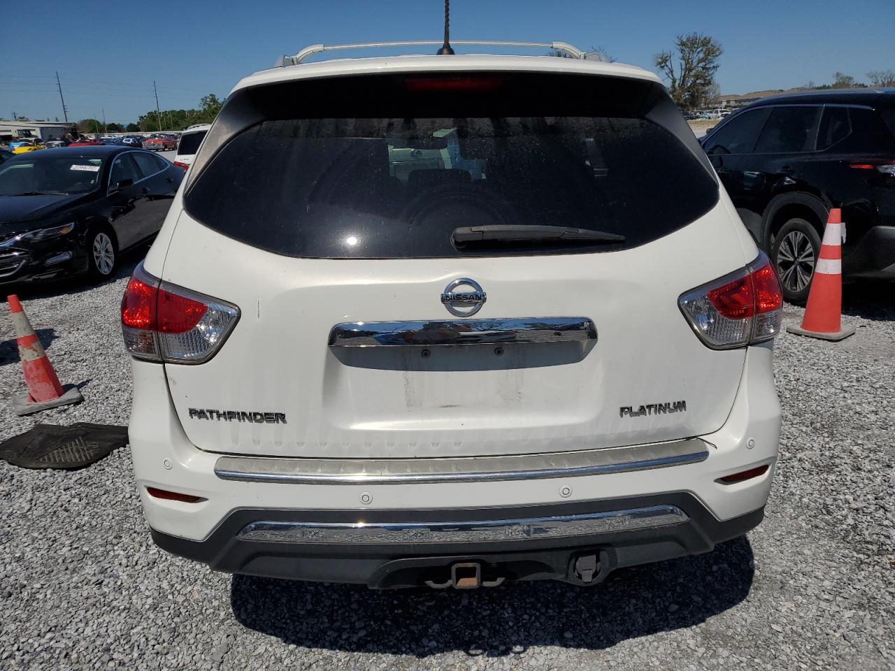 2014 Nissan Pathfinder VIN 5N1AR2MN0EC690071 Copart auction photo, front end / side damage thumbnail 6